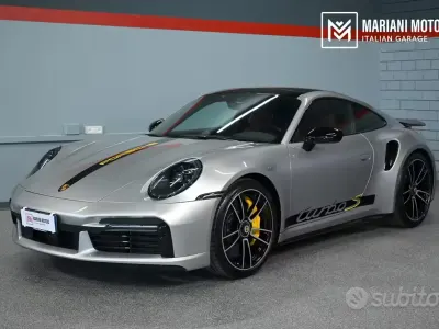 Usata Porsche 911 Turbo S 650 CV (478 kW) 2023 Grigio Coupé