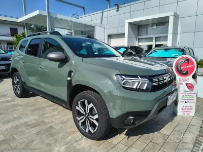 Usata Dacia Duster Journey 116 CV (85 kW) 2023 Verde SUV