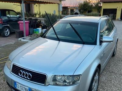 Grigio Usata 2004 Audi A4 Station wagon | 1800 € (Buon prezzo)