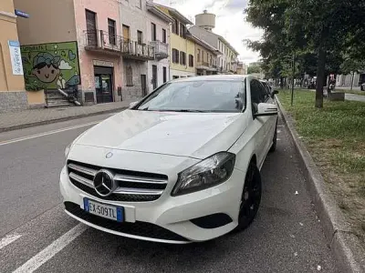 Usata Mercedes A180 109 CV (80 kW) 2014 Berlina