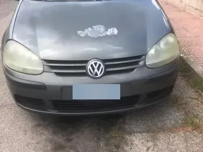 Usata VW Golf IV 105 CV (77 kW) 2004 Berlina