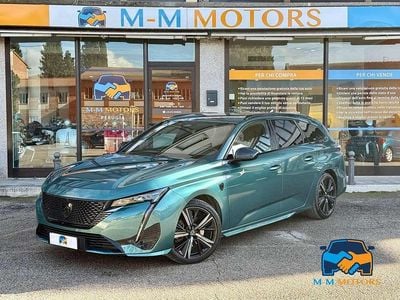 Usado Peugeot 308 GT 131 CV (96 kW) 2022 Verde Familiar