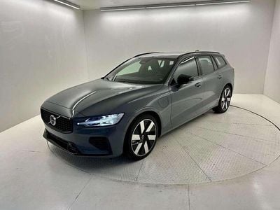Nuova Volvo V60 Plus 349 CV (256 kW) 2025 Grigio Station wagon