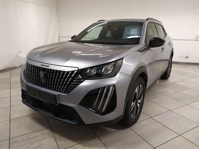 Usata Peugeot 2008 Allure 101 CV (74 kW) 2024 Argento SUV