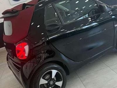 Usata Smart ForTwo Electric Drive 41 kW (56 CV) 2022 Nero Cabrio