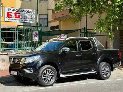 Usata Nissan Navara N-Guard 190 CV (139 kW) 2018 Nero Pick-up