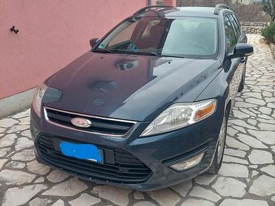 Begagnad Ford Mondeo 145 HK (106 kW) 2010 Blå Kombi