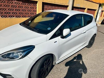 Usata Ford Fiesta ST-Line 85 CV (62 kW) 2019 Bianco Berlina