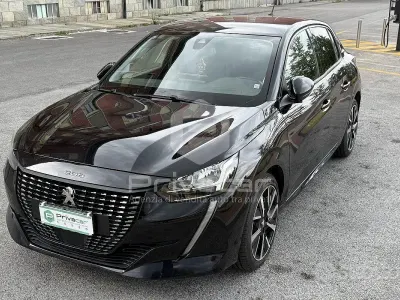 Usata Peugeot 208 Allure 101 CV (74 kW) 2019 Nero Utilitaria