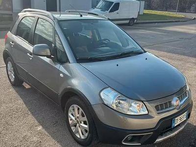 Usata Fiat Sedici 120 CV (88 kW) 2010 SUV