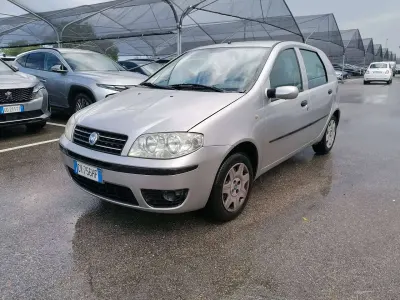 Usata Fiat Punto Active 60 CV (44 kW) 2003 Other Utilitaria