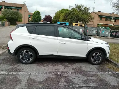 Gebraucht Hyundai Bayon 84 PS (61 kW) 2024 Weiß SUV