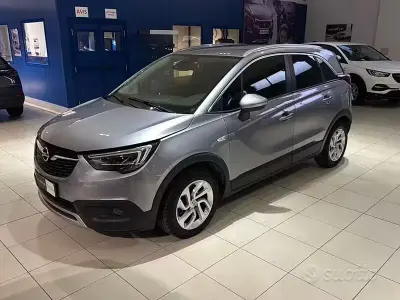 Usata Opel Crossland X Innovation 102 CV (75 kW) 2020 Grigio SUV