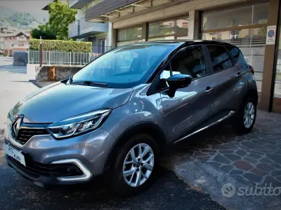 Usata Renault Captur 90 CV (66 kW) 2019 Grigio SUV