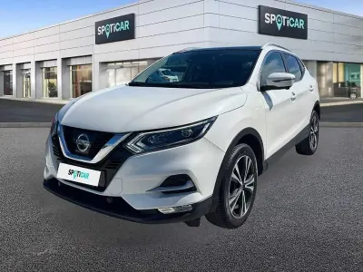 Używany Nissan Qashqai Tekna 116 KM (85 kW) 2018 Biały SUV
