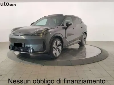 Usata Lynk & Co 08