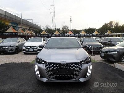 Usata Peugeot 208 GT 100 CV (73 kW) 2024 Grigio Utilitaria