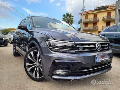Usata VW Tiguan R-line 190 CV (139 kW) 2018 Grigio SUV