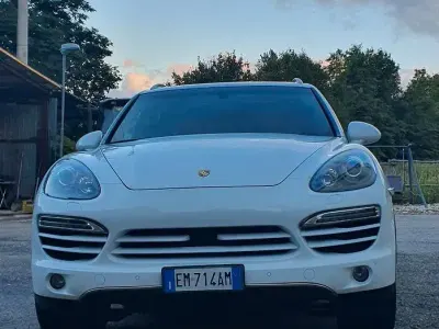 Usata Porsche Cayenne 245 CV (180 kW) 2012 SUV