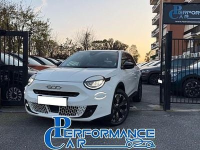 Usata Fiat 600 La Prima 110 CV (80 kW) 2025 Nero metallizzato SUV