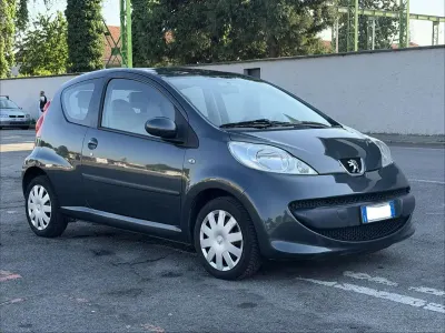 Usata Peugeot 107 68 CV (50 kW) 2007 Other Utilitaria