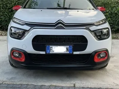Usata Citroën C3 Shine 110 CV (80 kW) 2017 Bianco Berlina