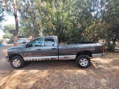 Usata Dodge Ram 339 CV (249 kW) 2002 Grigio Pick-up