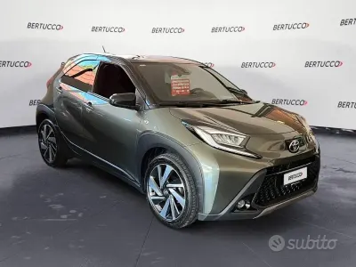 Usata Toyota Aygo X Lounge 72 CV (52 kW) 2023 Verde SUV
