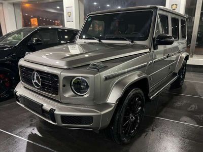 Mercedes G400