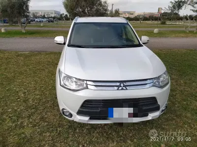 Usata Mitsubishi Outlander 150 CV (110 kW) 2014 Bianco SUV