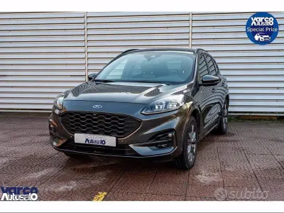 Usata Ford Kuga ST-Line X 225 CV (165 kW) 2023 Grigio SUV