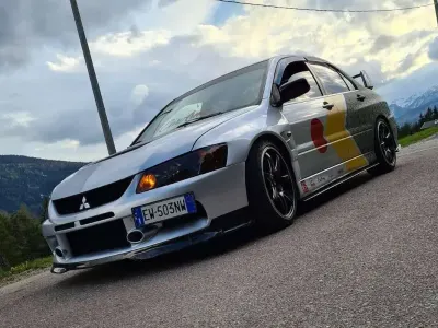 Usata Mitsubishi Lancer 400 CV (294 kW) 2006 Argento Station wagon