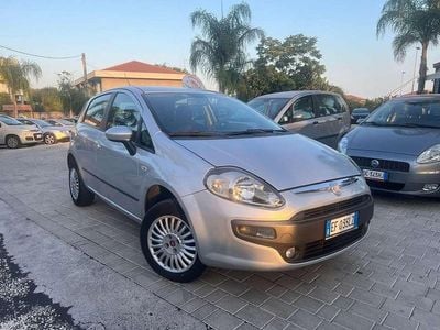 Argento Usata 2011 Fiat Punto Evo Active Utilitaria | 3200 € (Molto cara)