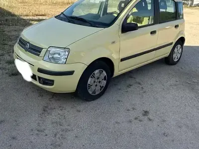 Usata Fiat Panda 60 CV (44 kW) 2005 Giallo Utilitaria
