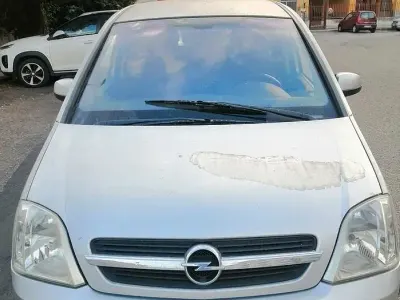 Usata Opel Meriva 101 CV (74 kW) 2005 Monovolume