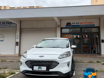 Usata Ford Kuga Titanium 120 CV (88 kW) 2021 Bianco SUV