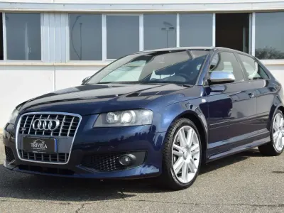 Usata Audi S3 Ambiente 265 CV (194 kW) 2007 Blu/azzurro Utilitaria