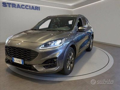 Usata Ford Kuga ST-Line X 225 CV (165 kW) 2022 Grigio metallizzato SUV