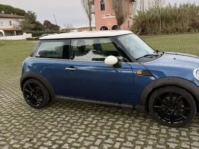 Usata Mini Cooper D Salt 109 CV (80 kW) 2009 Utilitaria