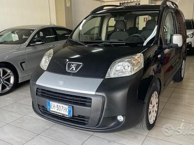 Usata Peugeot Bipper Premium 75 CV (55 kW) 2011 Nero Monovolume