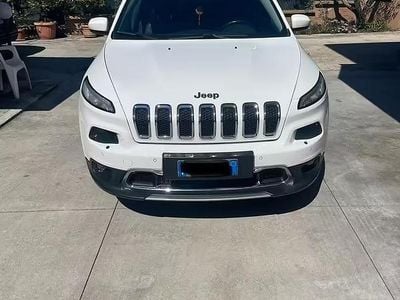 Usata Jeep Cherokee Limited 140 CV (102 kW) 2015 Bianco SUV