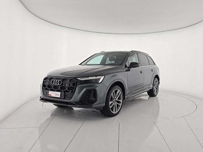 Käytetty Audi SQ7 S-Line 286 HP (210 kW) 2024 Harmaa Katumaasturi