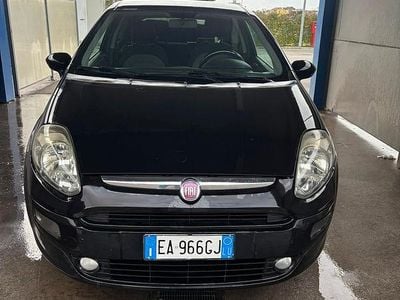 Usata Fiat Punto 75 CV (55 kW) 2010 Nero Berlina