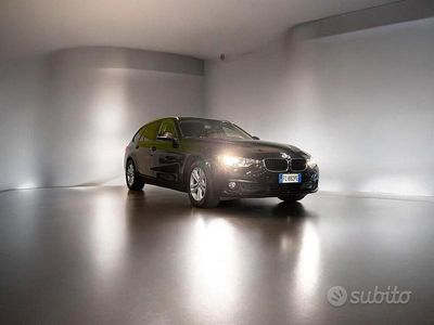 Usata BMW 316 Luxury Line 2016 Nero Station wagon