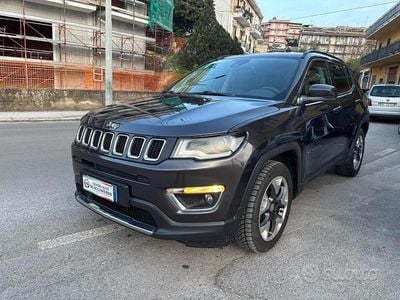 Gebraucht Jeep Compass Limited 120 PS (88 kW) 2017 Grau SUV