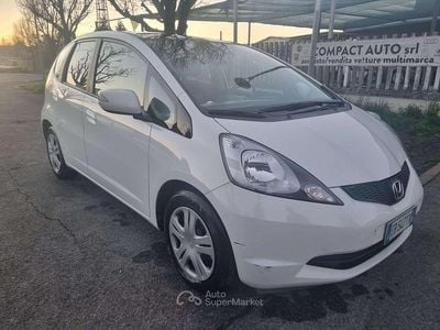 Usata Honda Jazz Elegance 99 CV (72 kW) 2010 Bianco Utilitaria