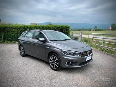 Usata Fiat Tipo Wagon 120 CV (88 kW) 2019 Argento Station wagon