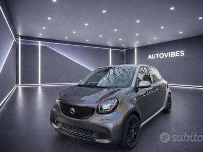 Usata Smart ForFour Passion 90 CV (66 kW) 2018 Grigio Utilitaria