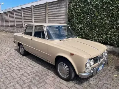 Usata Alfa Romeo Giulia Ti 85 CV (62 kW) 1960 Berlina