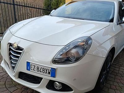 Usata Alfa Romeo Giulietta 150 CV (110 kW) 2013 Bianco Utilitaria